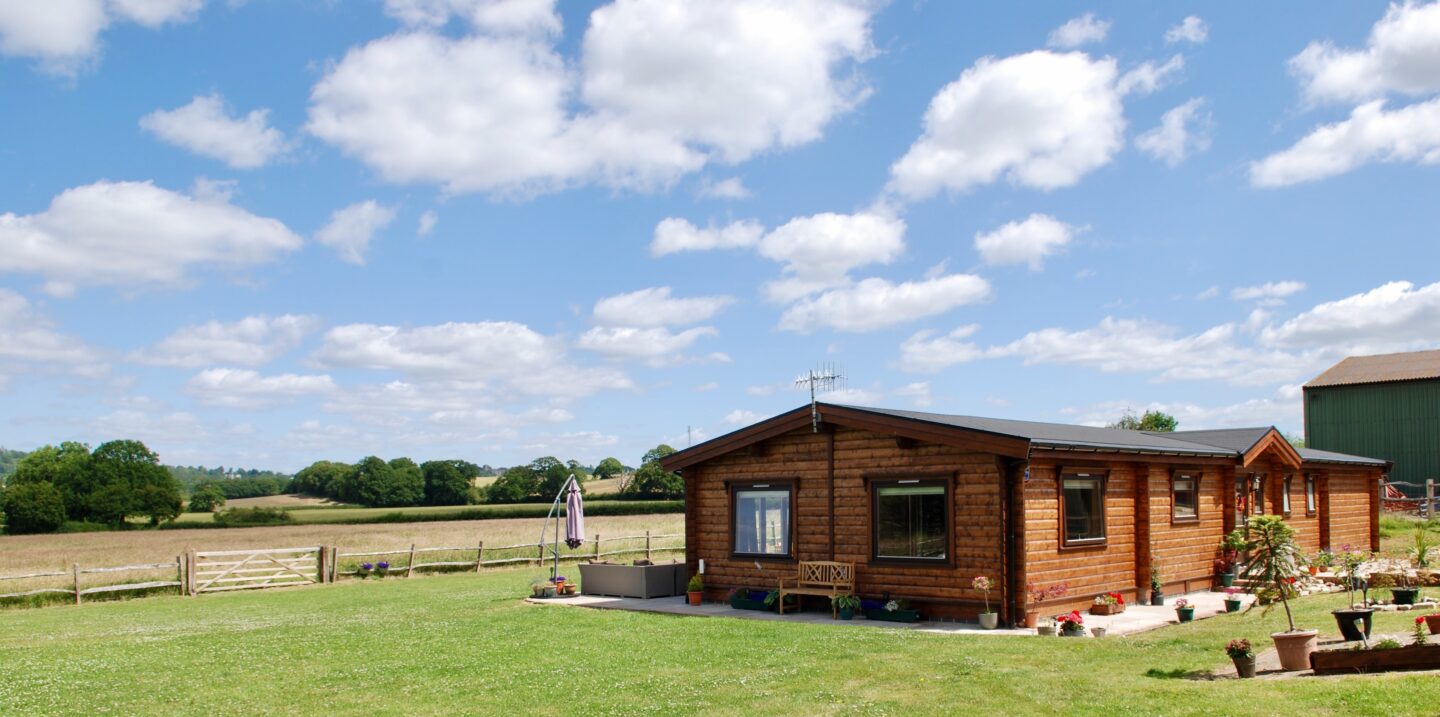 DSC 0033 Surrey annex